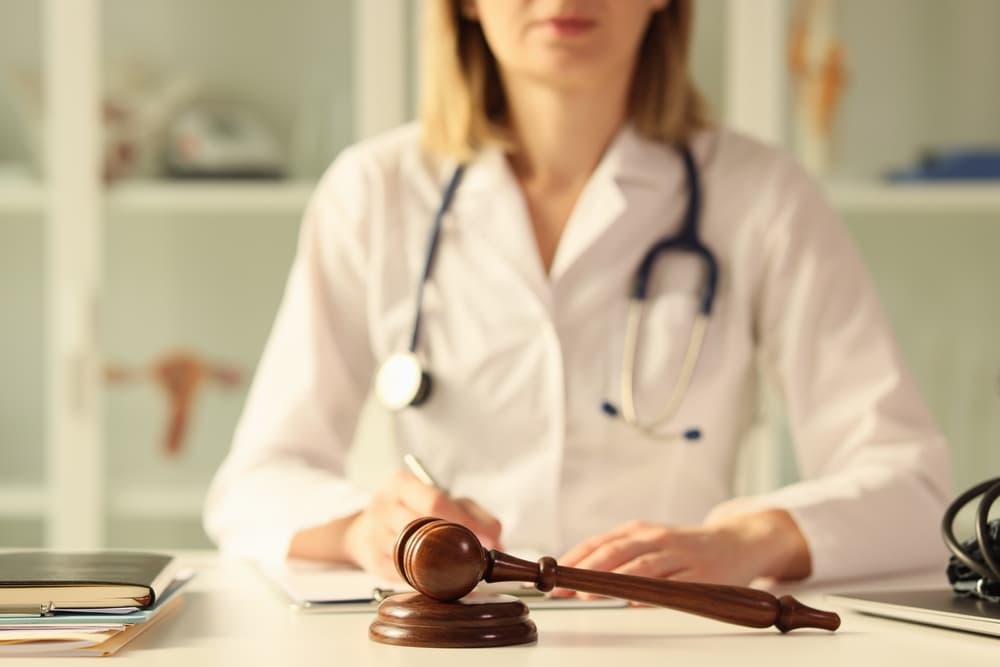 A Female Medical Malpractice Lawyer